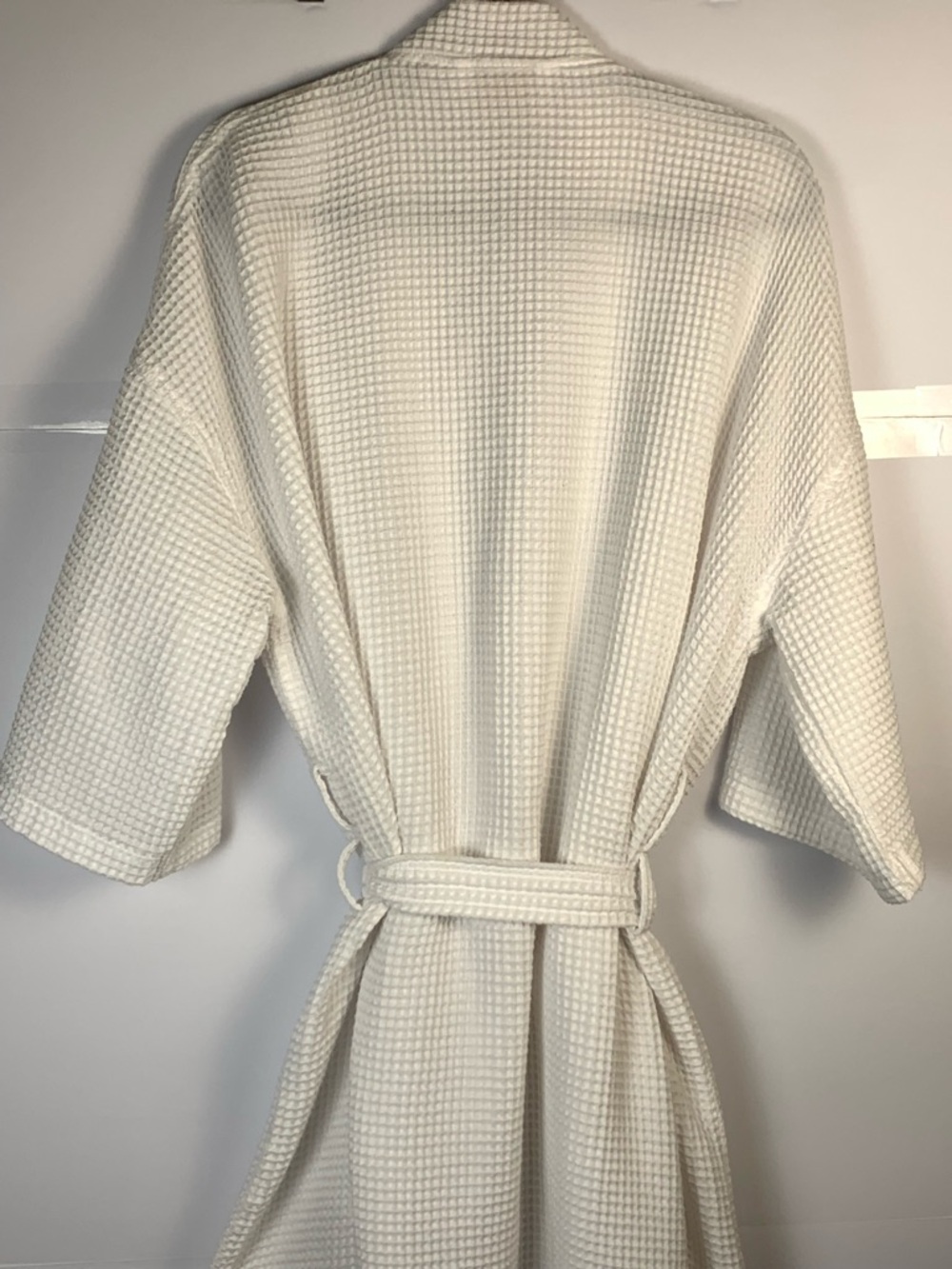 Monarch White Waffle Weave Spa Robe Unisex One Size Belted Hotel Resort Cotton - Picture 4 of 9